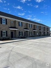 Building Photo - 205 E Broad St