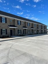 Building Photo - 205 E Broad St