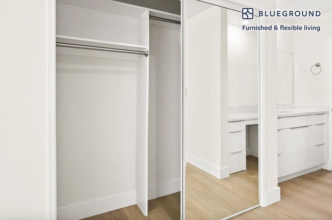 Building Photo - 1821 S Bentley Ave