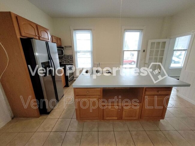 Foto del edificio - 1850 8th Ave