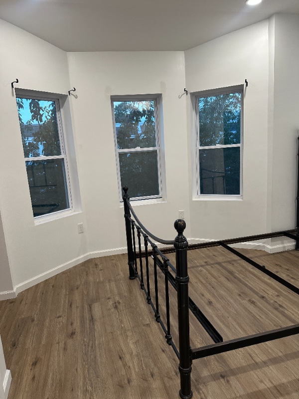 Building Photo - 5320 Kershaw St