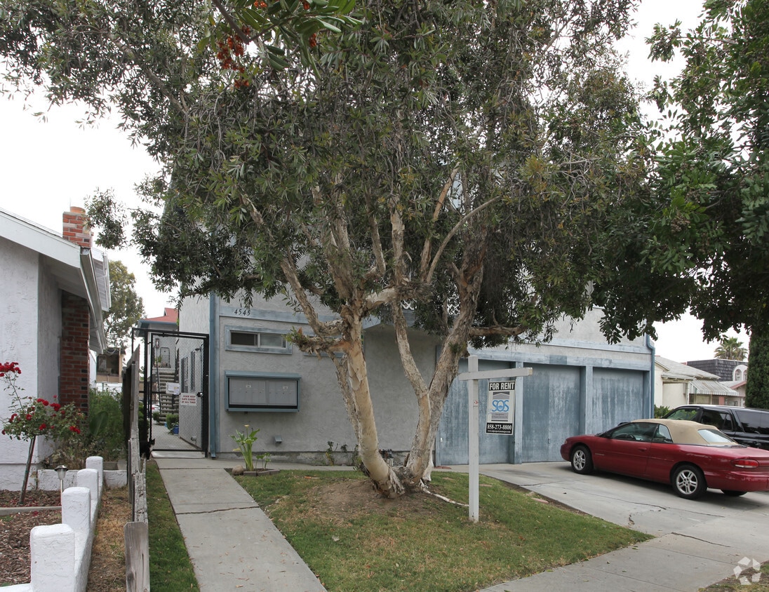 Building Photo - 4545 35th St