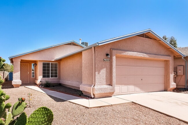 Building Photo - 9009 E Kinross Dr