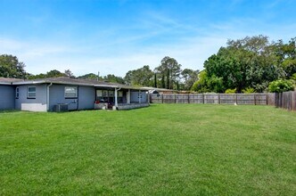 Building Photo - 6145 Vasari Dr