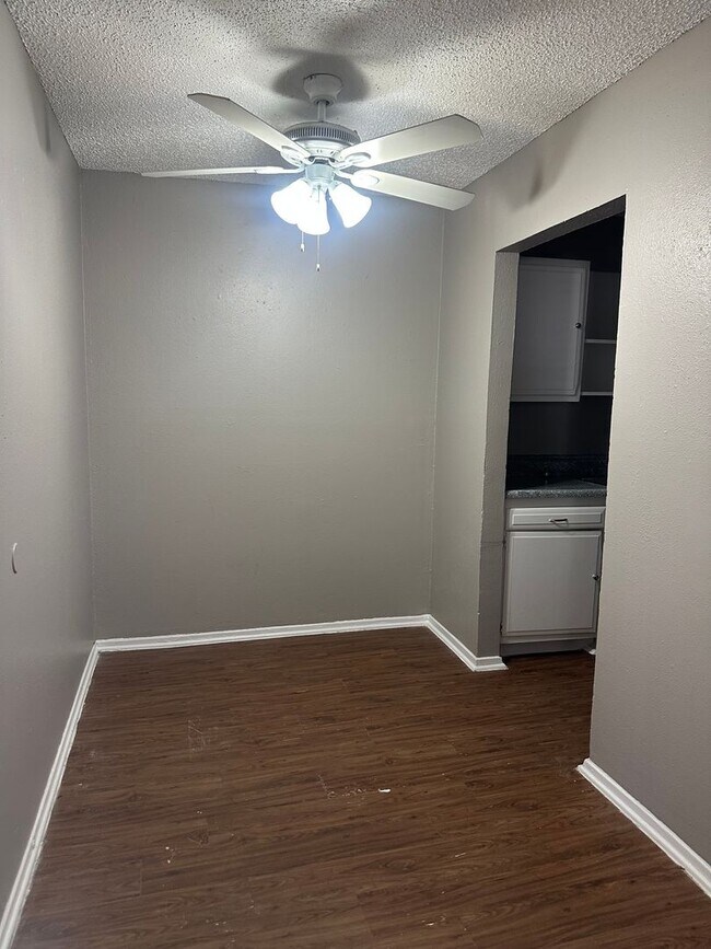 Foto del edificio - Brookview Duplex 6819