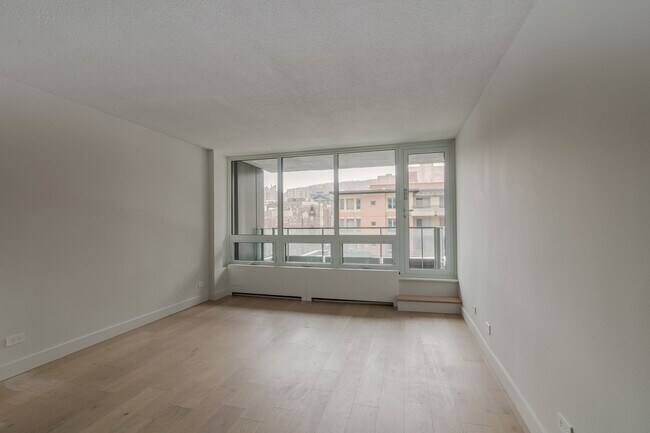 Photo du bâtiment - 1975 Maisonneuve Blvd W