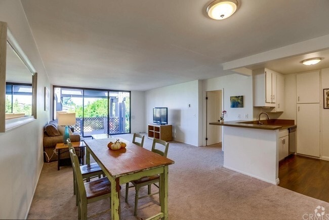 Building Photo - 7742 Redlands St