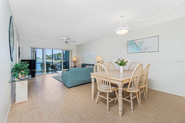 Foto del edificio - 3600 Bal Harbor Blvd
