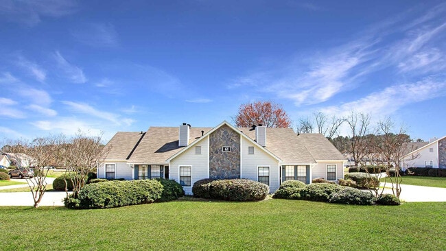 Building Photo - Faris Residences Newnan