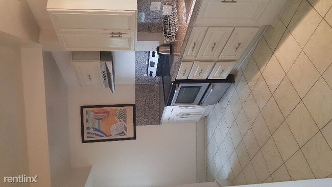 Foto del edificio - 7200 S Claiborne Ave