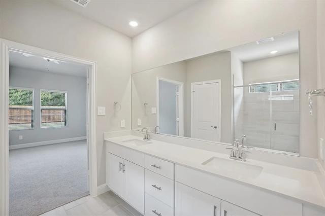Building Photo - 510 Regency Trail