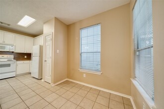 Building Photo - 2831 Hackamore Hollow Ln