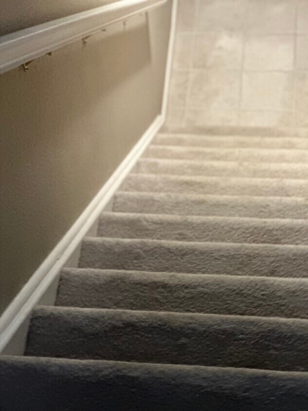 Building Photo - 22036 Hill Gail Way