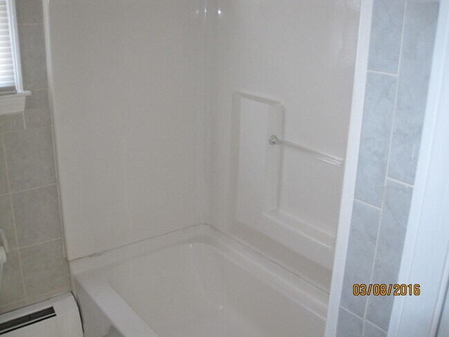 Foto del edificio - 99 Phenix Ave