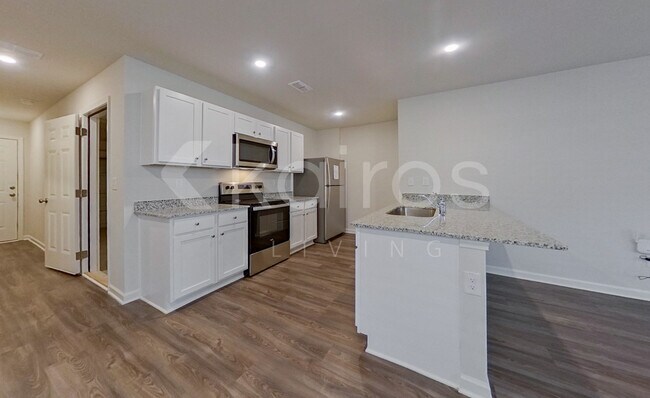 Building Photo - 321 Ironwood Ct