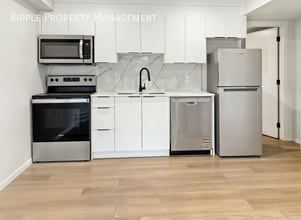 Building Photo - 9305-9123 123 Ave NW