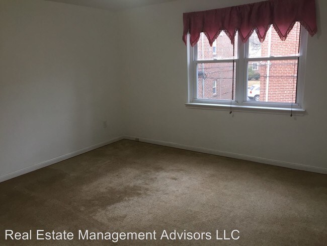 Building Photo - 7130 Bingham St