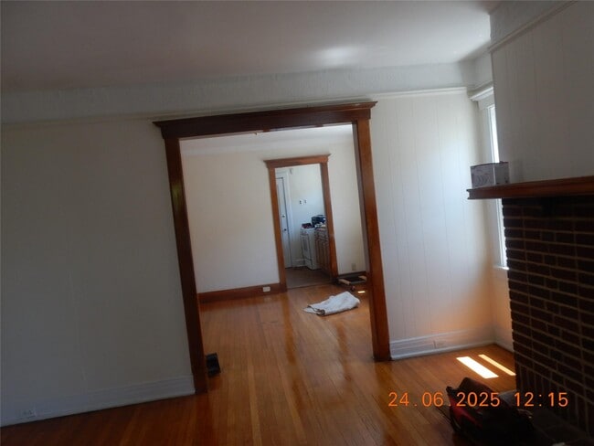 Foto del edificio - 337 S 3rd Ave