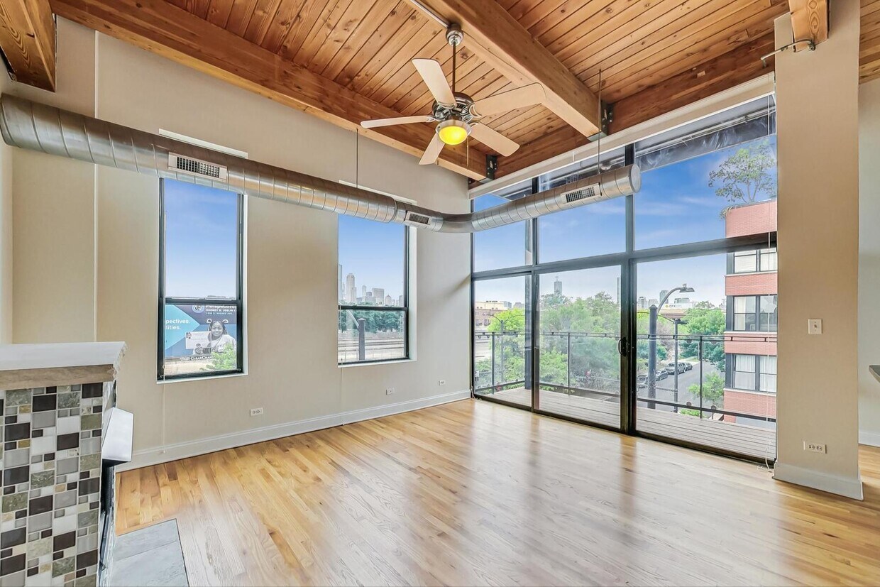Foto principal - 1610 S Halsted St