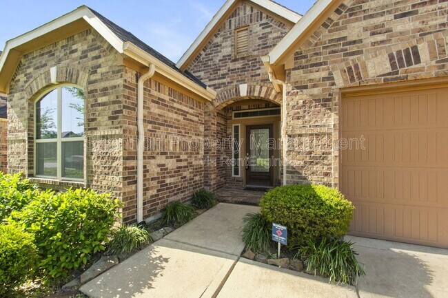 Building Photo - 9430 Harmony Lake Ln