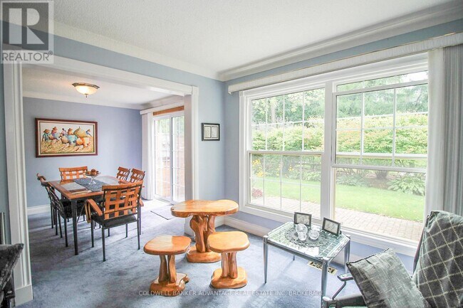 Photo du bâtiment - 1599 Pelham St