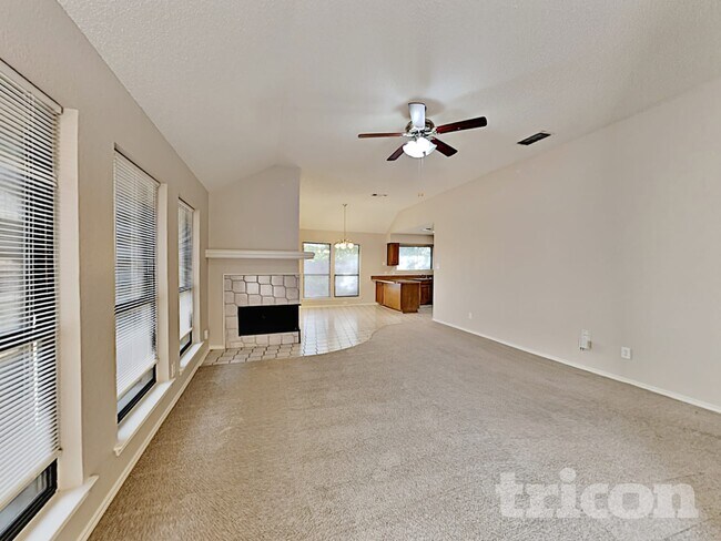 Building Photo - 1637 Woodhall Way