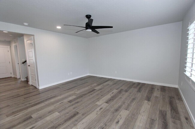 Foto del edificio - 6587 S Memory Wy