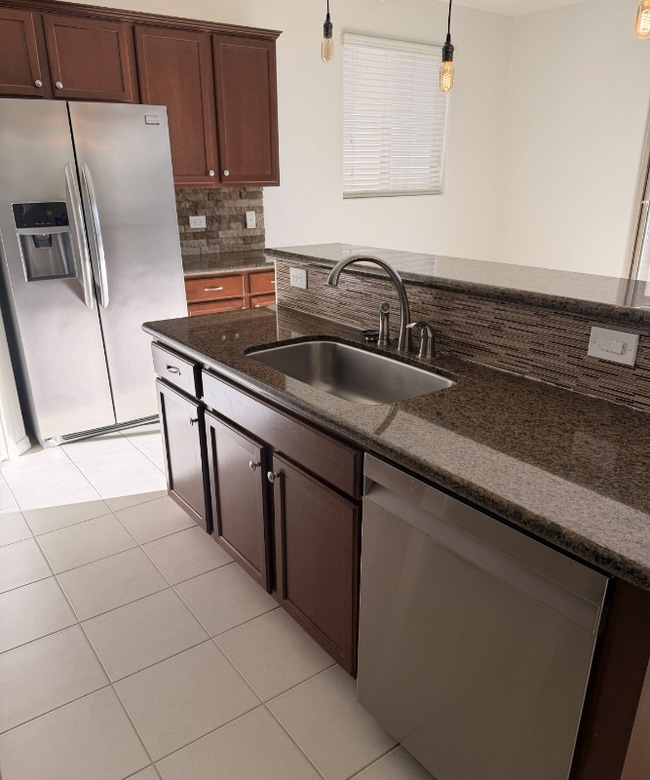 Building Photo - 42 Forrest Feezer