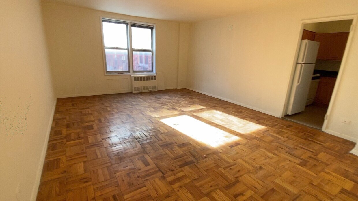 LIVING AREA - 4107 Bowne St