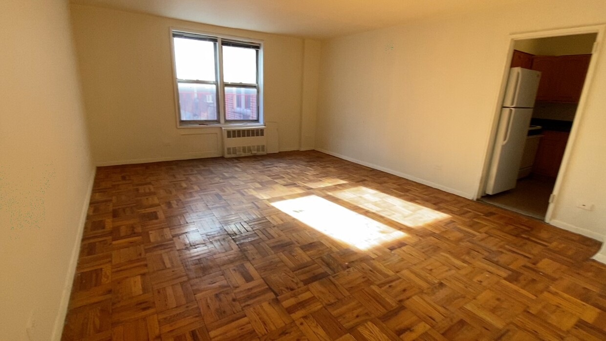 LIVING AREA - 4107 Bowne St