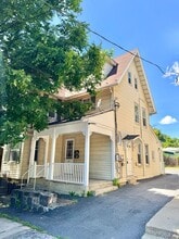 Building Photo - 229 E Union Blvd