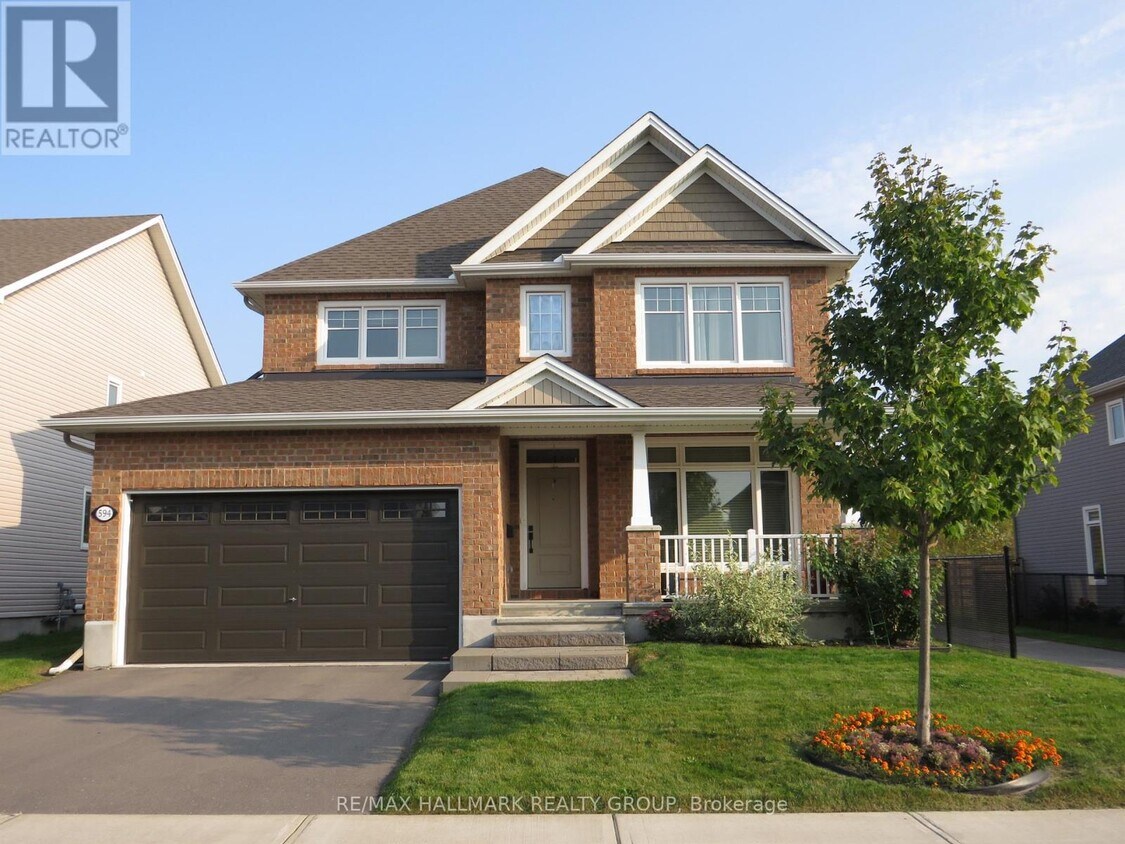 Photo principale - 594 Baie-des-Castors St