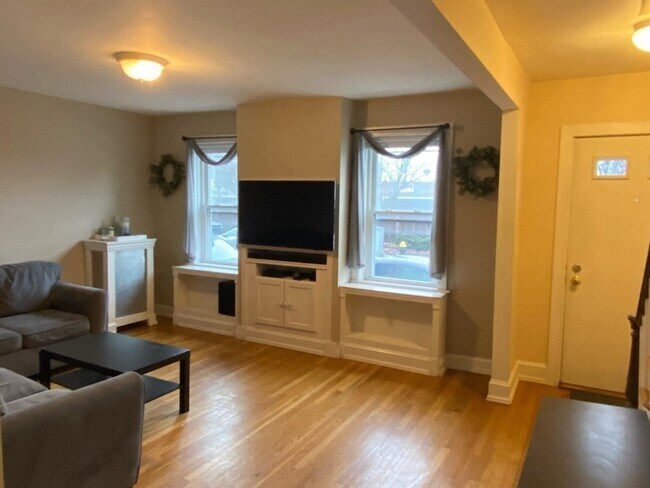 Foto del edificio - 352 Medford St