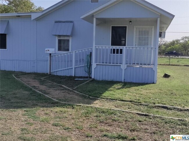 Building Photo - 569 County Rd 425