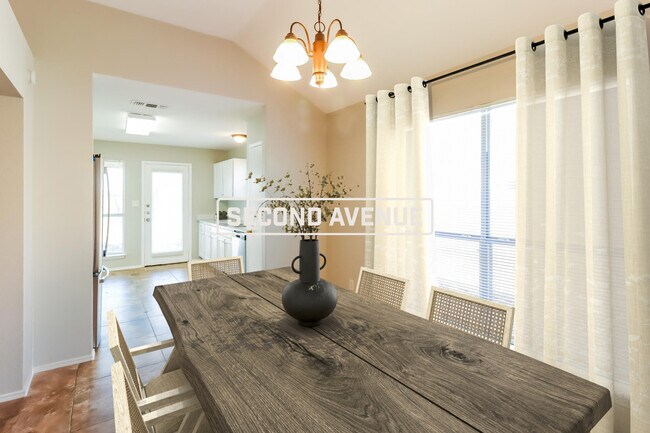 Foto del edificio - 406 Lone Star Park Ln