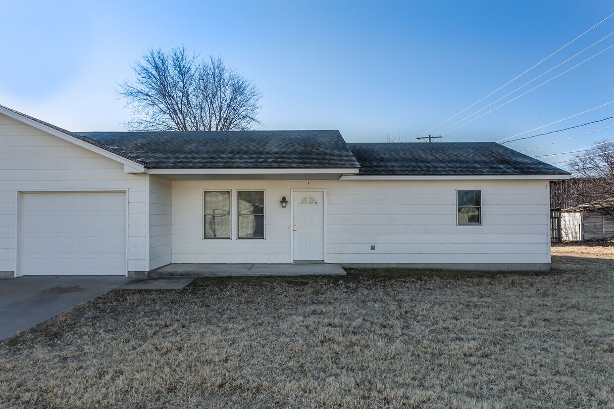 Foto principal - 535 S McComas St