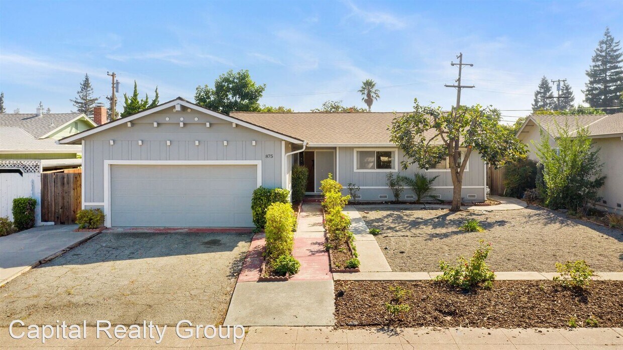 Foto principal - 4 br, 2 bath House - 875 San Simeon Drive