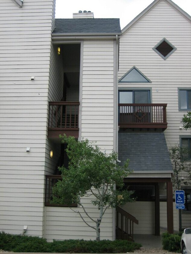 6380 S Boston St Unit 103, Greenwood Village, CO 80111 Condo for Rent