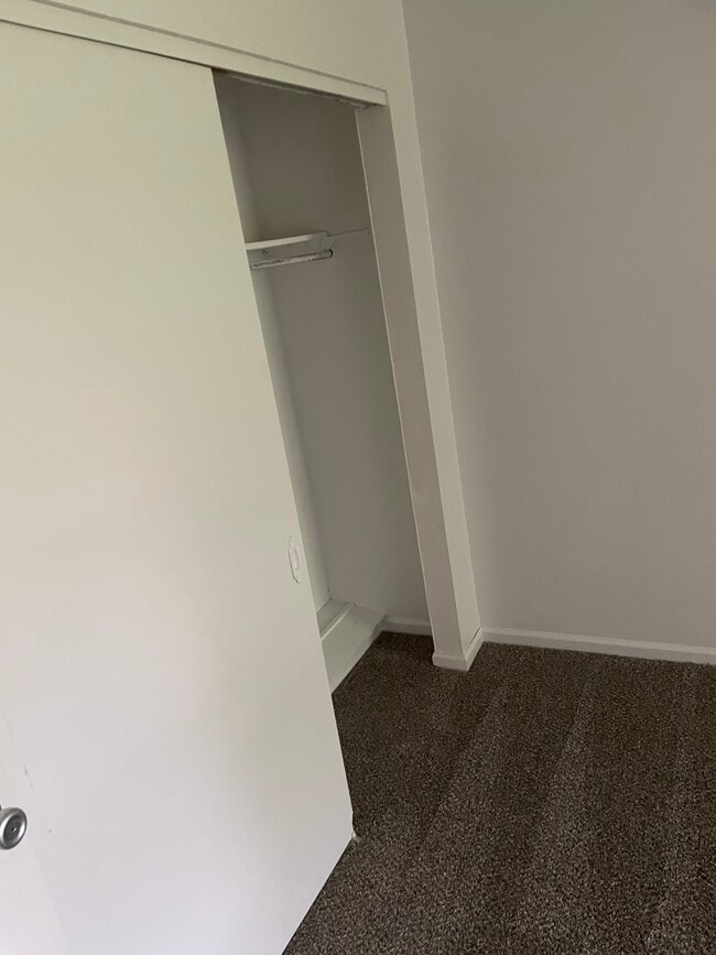 3307 Columbus Ave Unit 208, Sandusky, OH 44870 Condo for Rent in