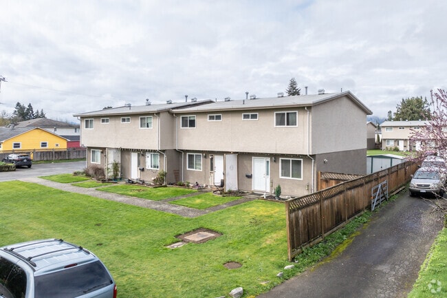 Building Photo - Woodbine Townhouses