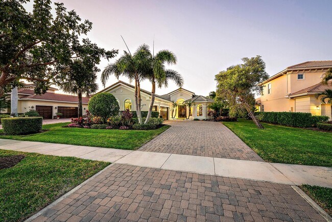 Building Photo - 279 Carina Dr