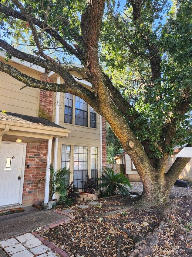 Photo - 10047 Emerald Creek Dr (Houston, TX)