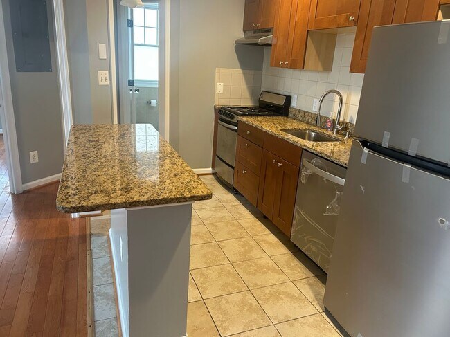Foto del edificio - 1209 Madison St NW