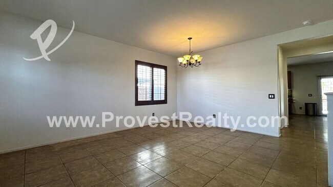 Building Photo - 12901 La Costa Ct