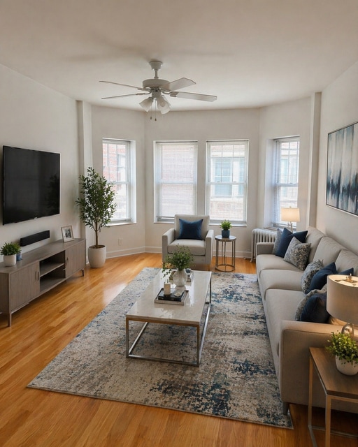 Building Photo - 2321 E 70th St