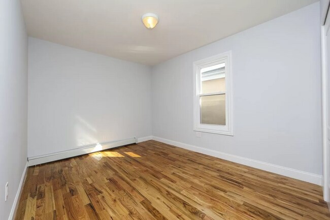 Foto del edificio - 209 Essex St