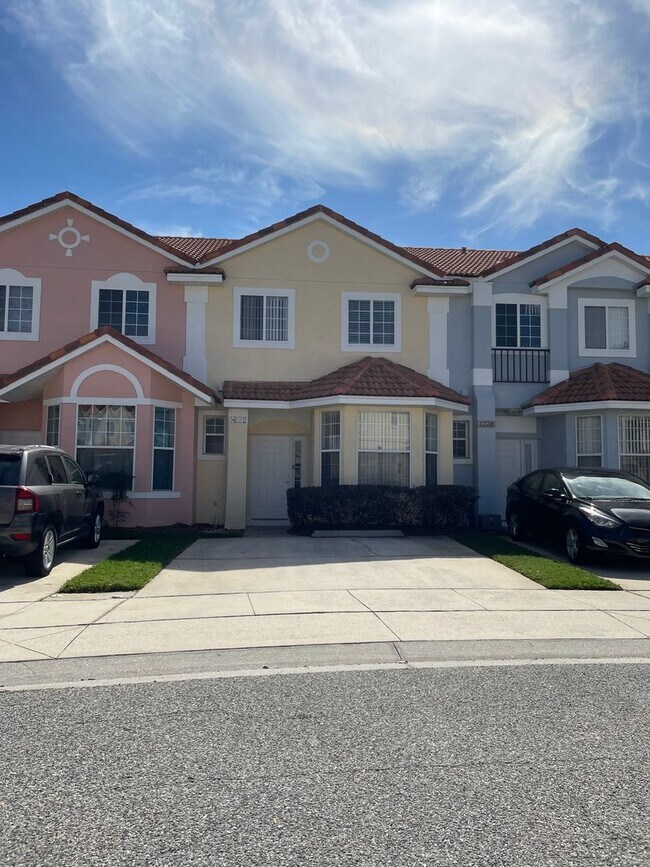 Building Photo - Townhome for rent