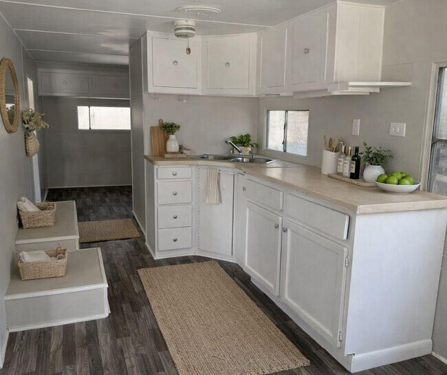 Foto del edificio - 14 Circle Dr