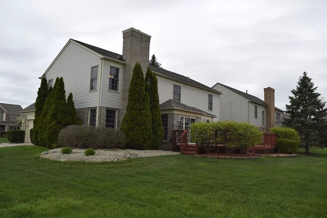 Foto del edificio - 45166 Thornhill Rd