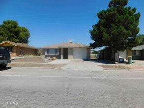 Building Photo - 11957 Picasso Dr